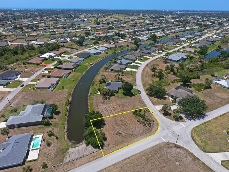 133 Fairway Rd, FL