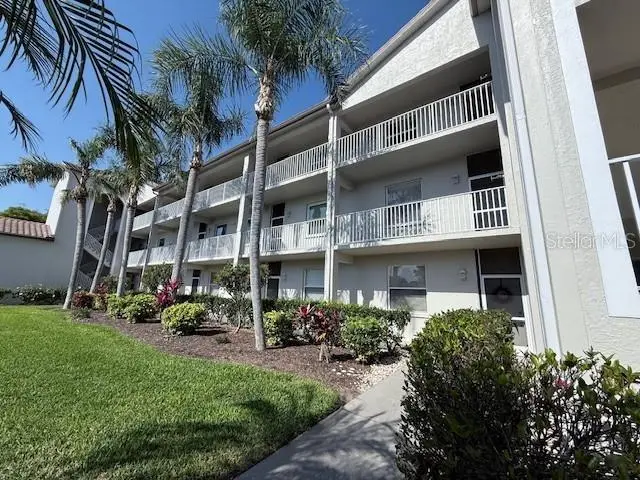 8755 Olde Hickory Ave #7109, FL