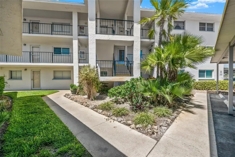 708 Tamiami Trl S #319, FL