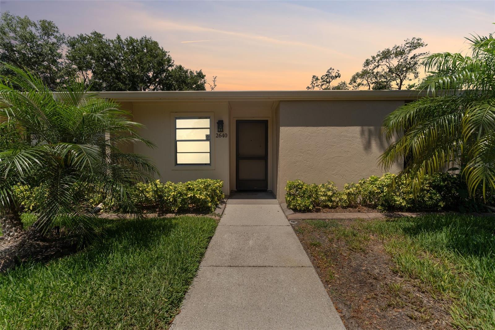 2640 Woodgate Ln #F6, FL