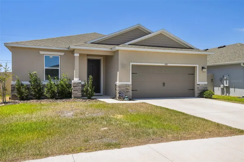 292 Spirit Landings Cir, FL