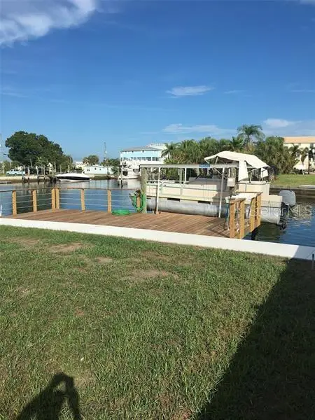 6525 Josie Ln, FL