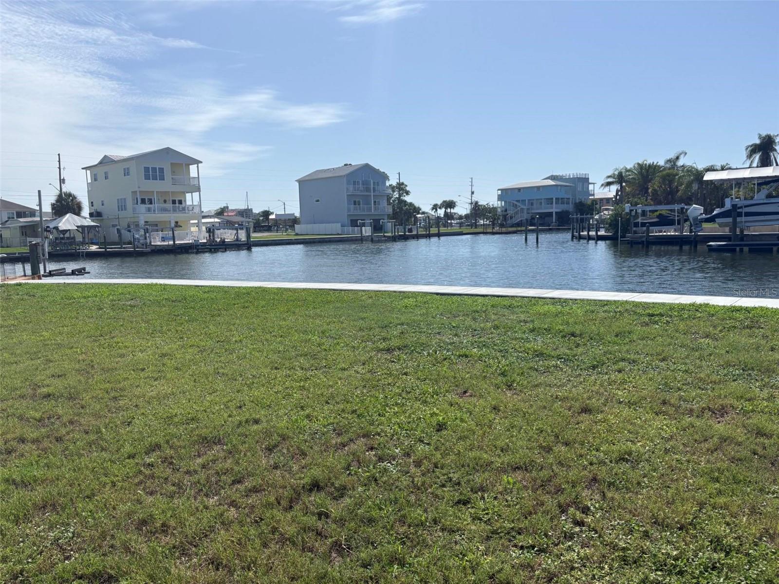 6525 Josie Ln, FL