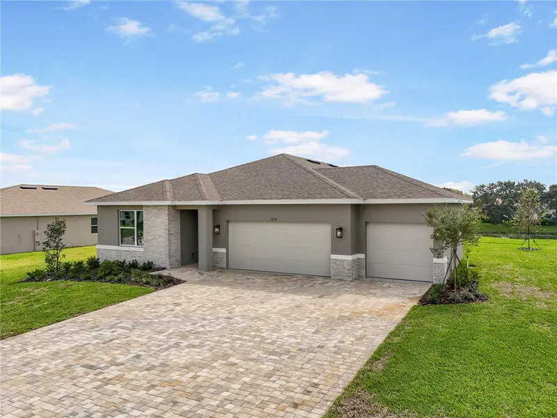 9156 Players Dr, FL