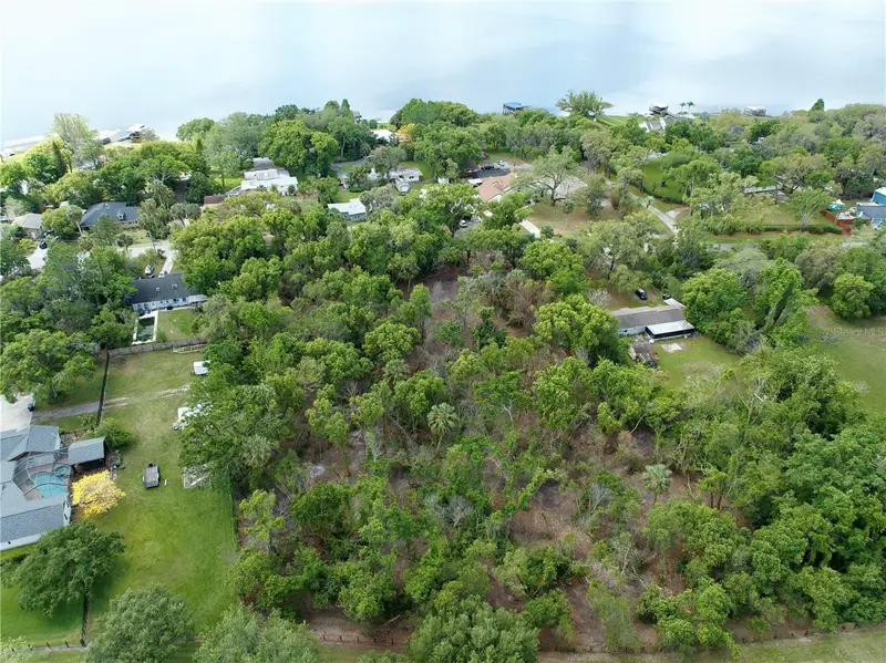 7343 Lake Ola Dr, FL