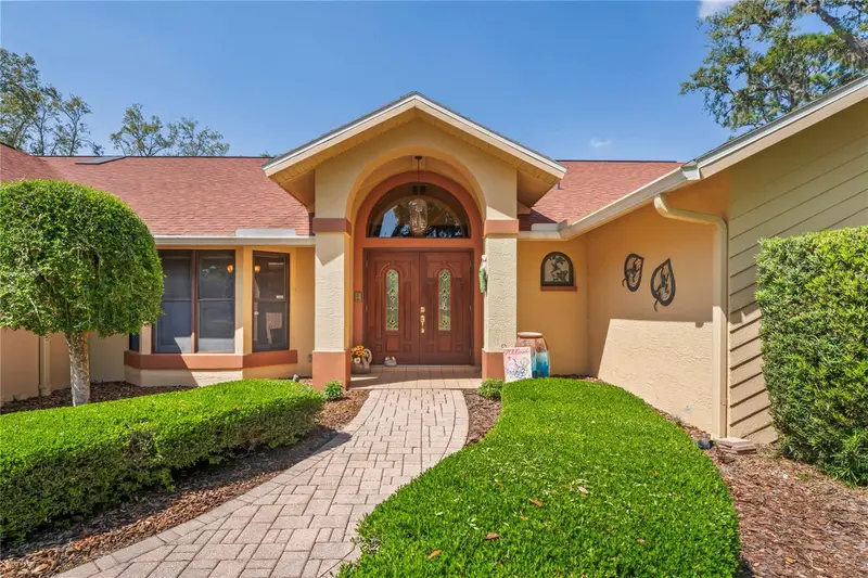 7353 Dogwood Cres, FL