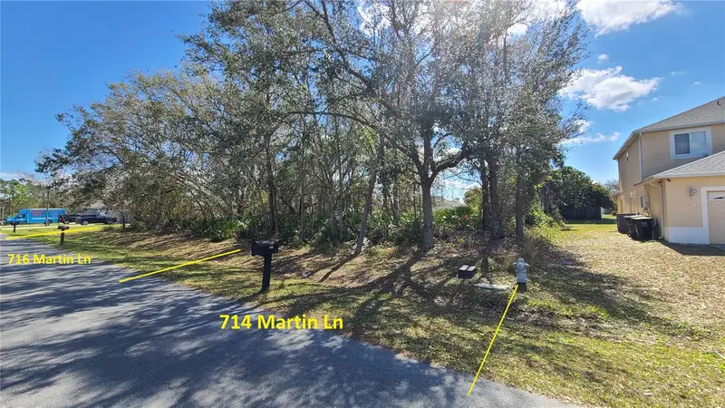 714 Martin Ln, FL