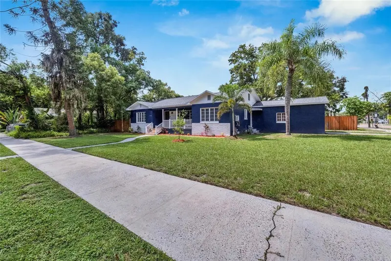 6110 N Suwanee Ave, FL