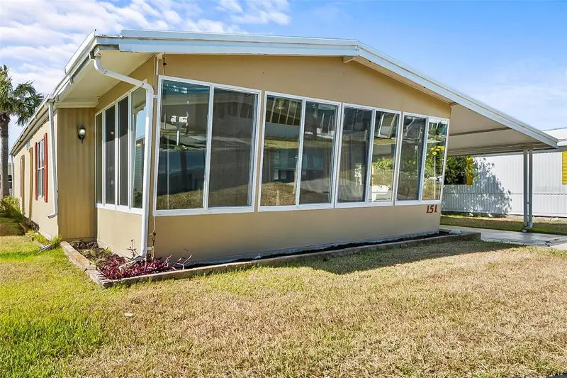 151 Lookout Dr, FL