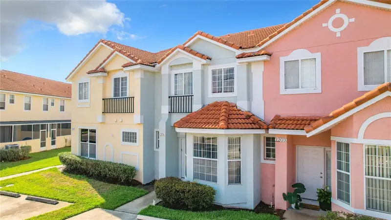 1201 S Beach Cir, FL