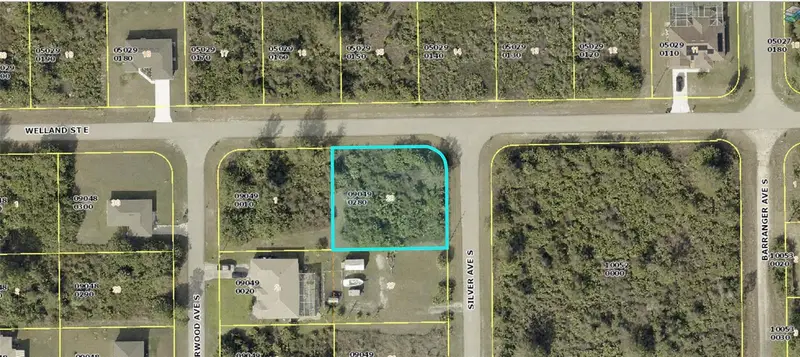 546 Silver Ave S, FL
