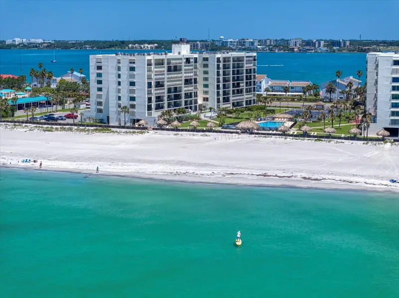 1400 Gulf Blvd #804, FL