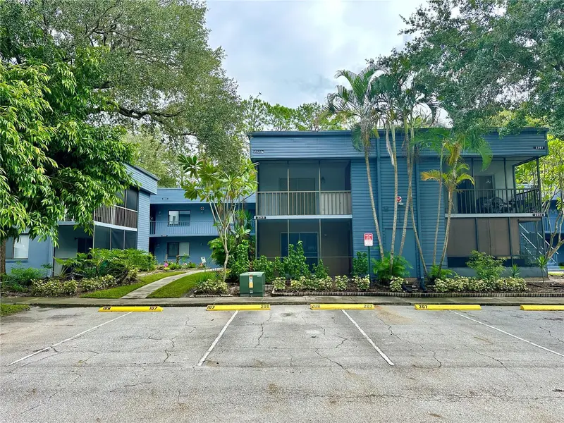 2349 Oak Park Way #107, FL