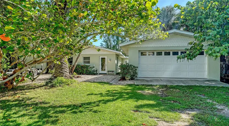 120 Hammock Rd, FL