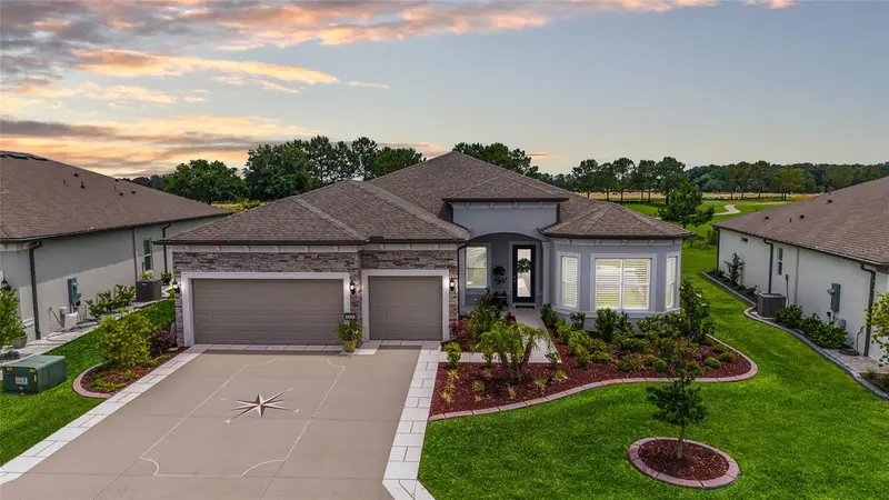 8606 Sw 61st Loop, FL