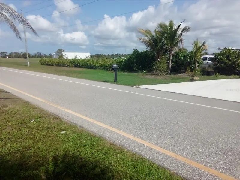 102 Harness Rd, FL