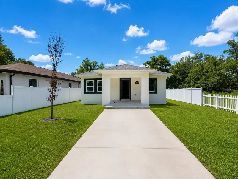 3704 Smith Tree St, FL