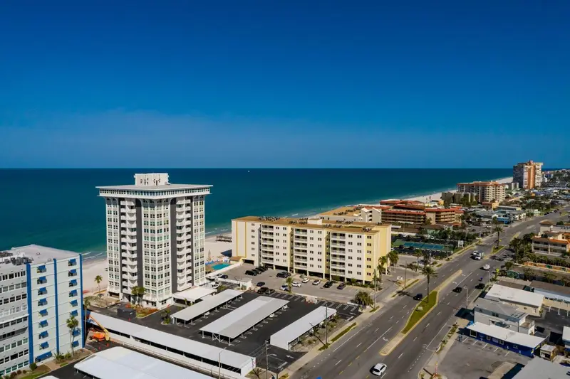 17408 Gulf Blvd #203, FL