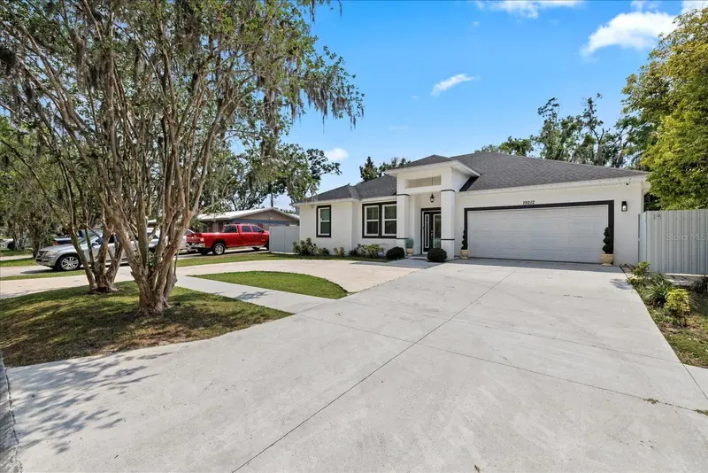 19212 Sunlake Blvd, FL