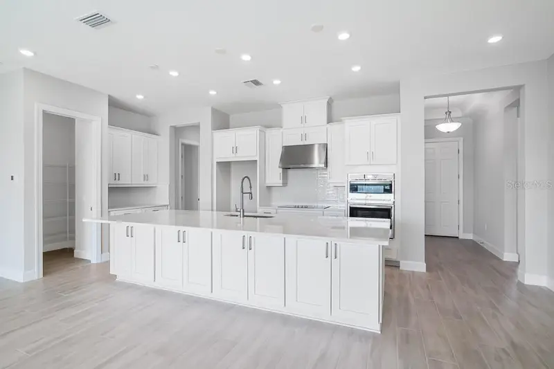 5652 Nevis Ter, FL