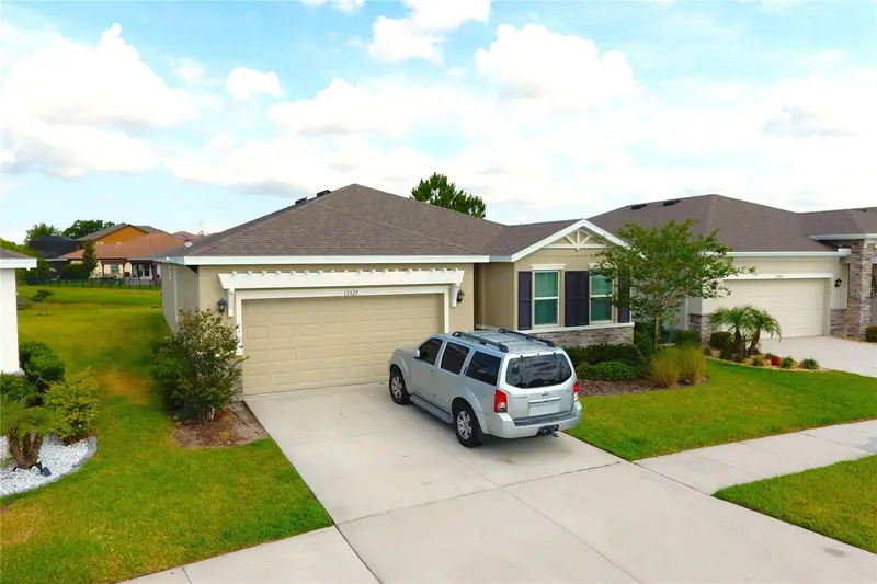13327 Waterleaf Garden Cir, FL