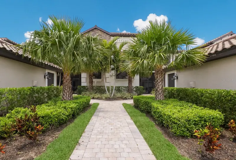 5557 Palmer Circle, FL