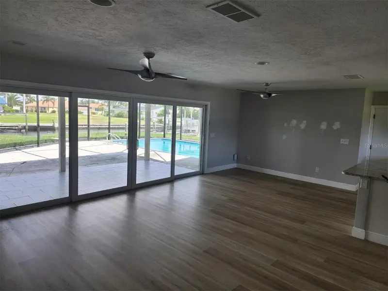 5325 Cocoa Ct, FL