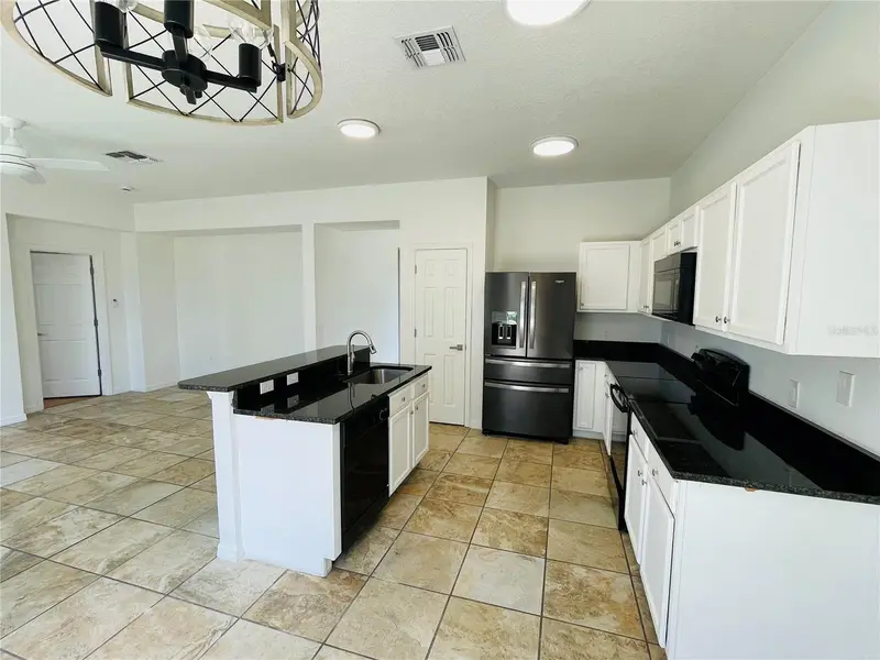2728 Portchester Ct, FL