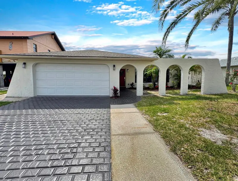 9907 Island Harbor Dr, FL
