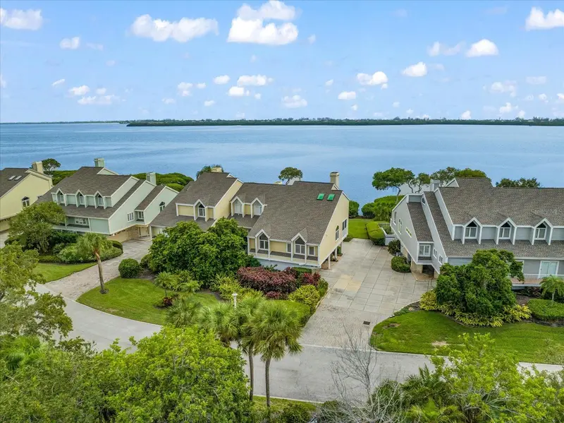 76 Tidy Island Blvd, FL