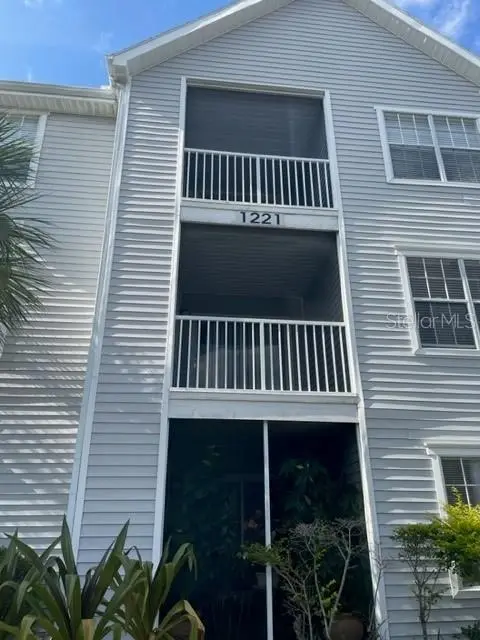 1221 Bermuda Lakes Ln #202, FL