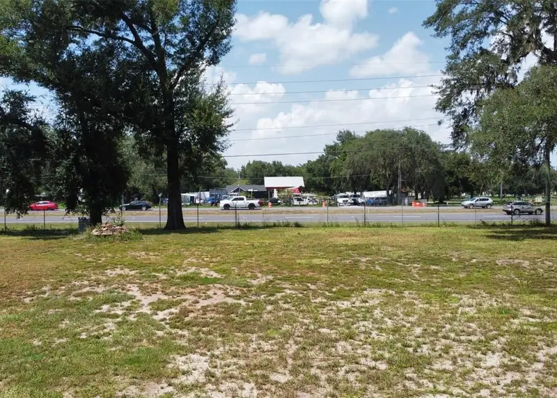 Lake Ave, FL