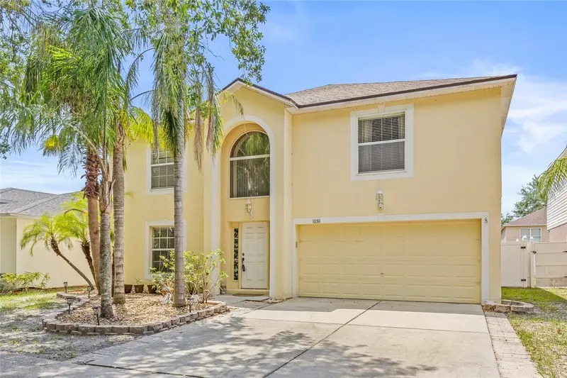 10311 Frog Pond Dr, FL