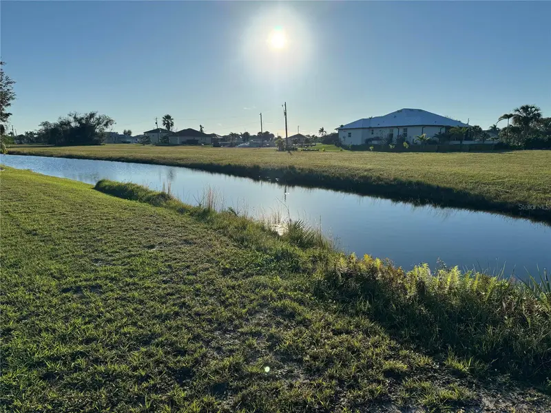 17245 Cape Horn Blvd, FL