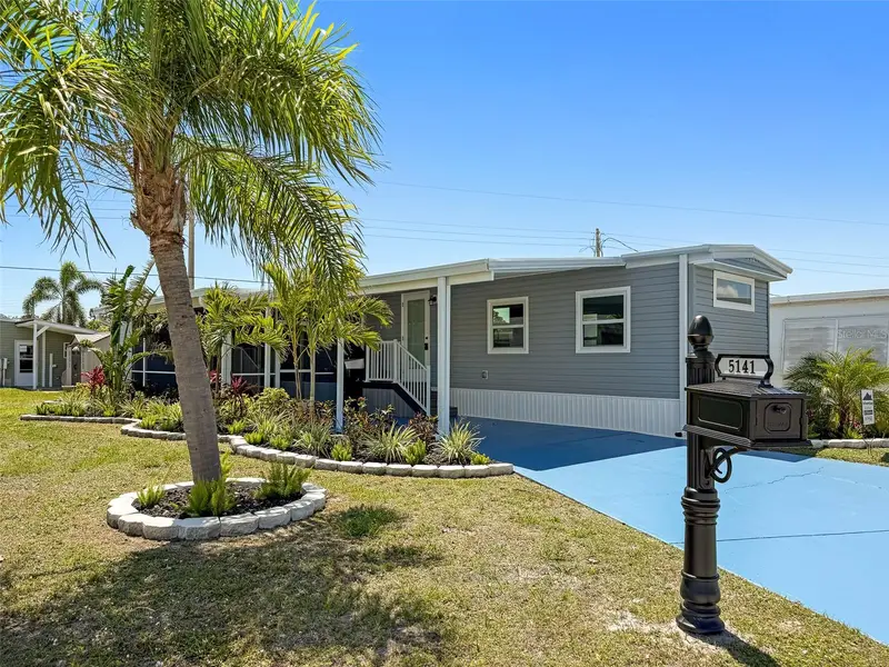 5141 Oakland Hills Ave, FL