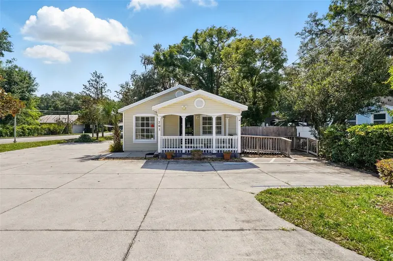 205 S Highland Ave, FL