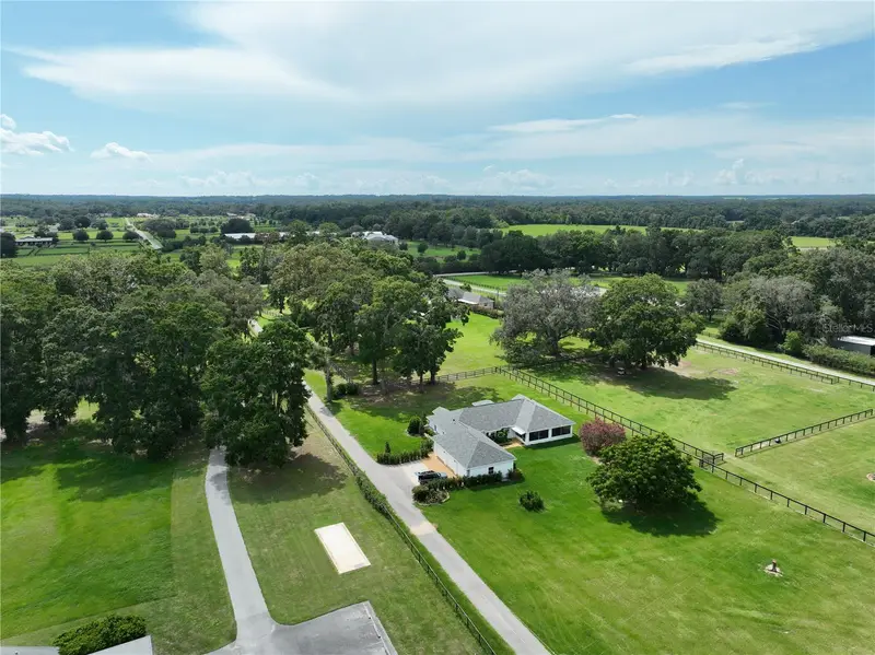 6925 Nw Highway 225a, FL