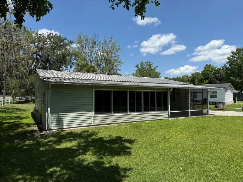 26 Canal Way, FL