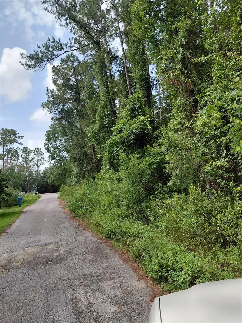 James St, FL