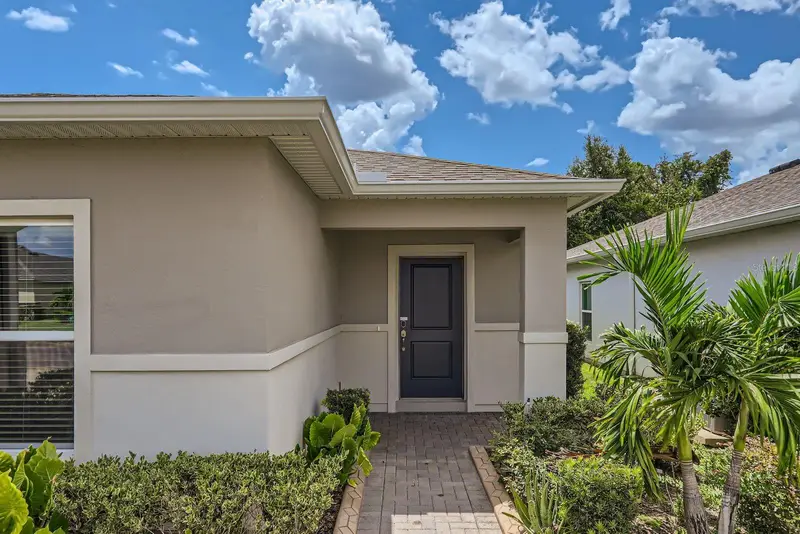 185 Hamlet Loop, FL
