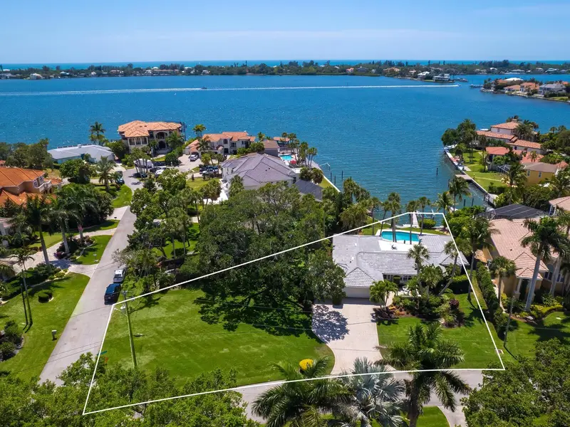 7614 Peninsular Dr, FL