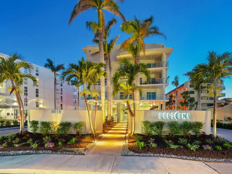6512 Midnight Pass Rd #301, FL