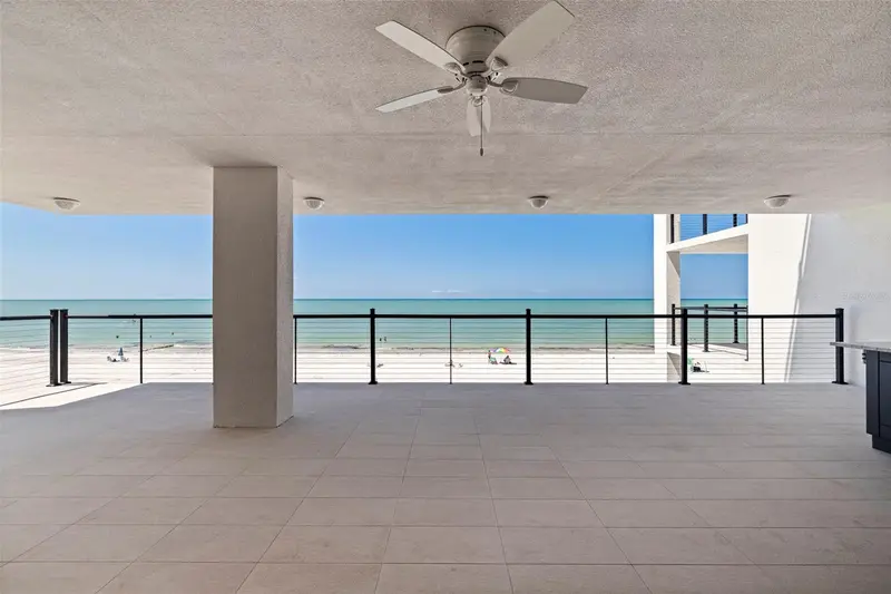 14048 Gulf Blvd #302, FL