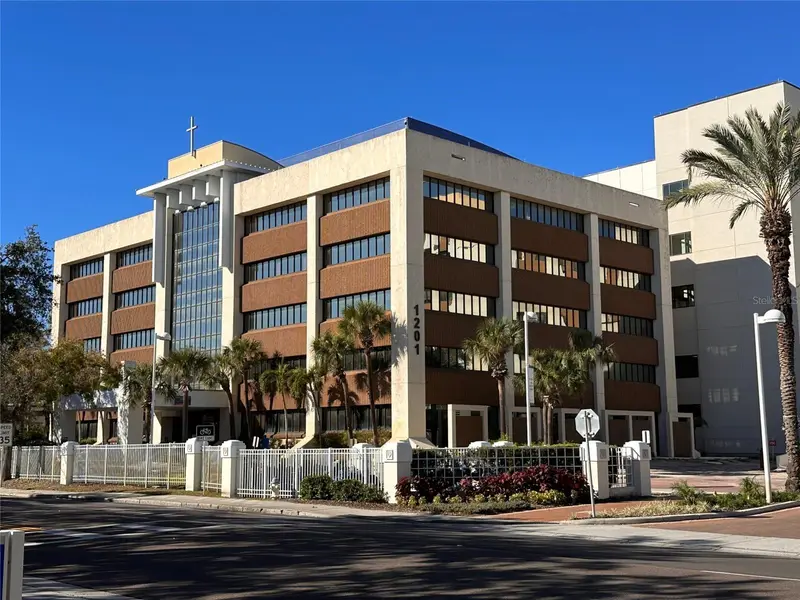 1201 Fifth Ave N #302, FL