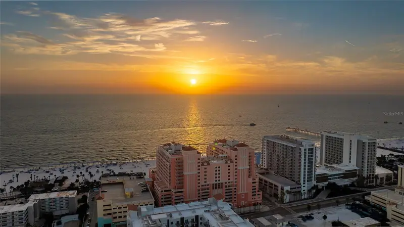 301 S Gulfview Blvd #301, FL