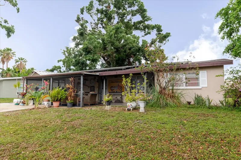 4015 Asbury Pl, FL