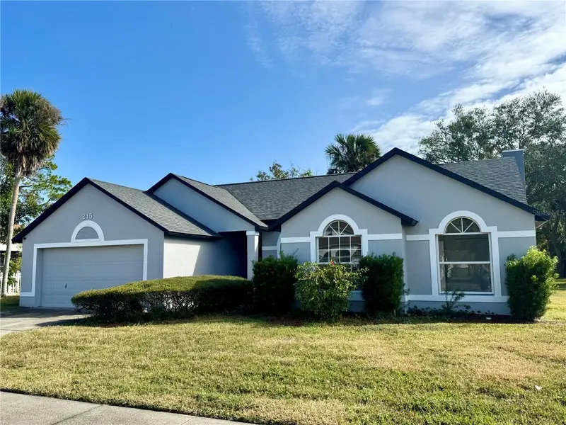 215 Hollowbrook Cir, FL