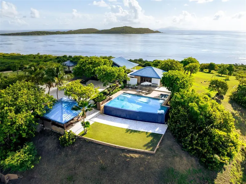 37 Barrio Frailes, PR
