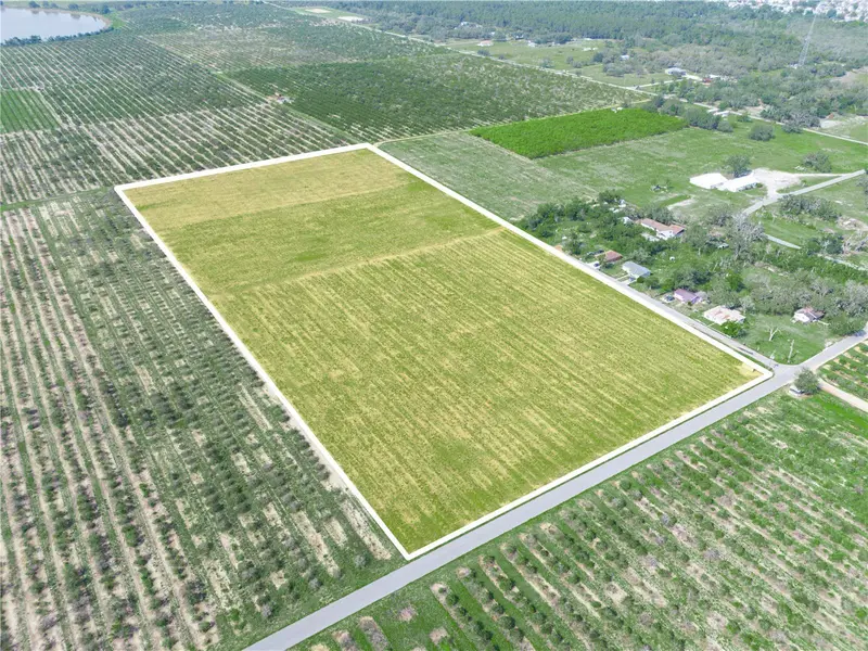 Maxcy Quarters Rd, FL