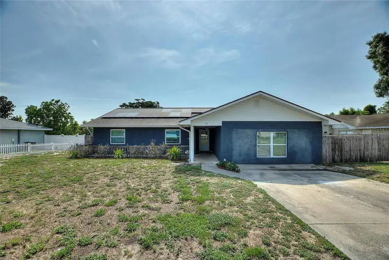 31 Lake Link Cir Se, FL